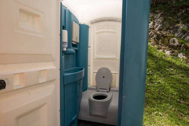 Best Porta potty delivery and setup  in Harkers Island, NC